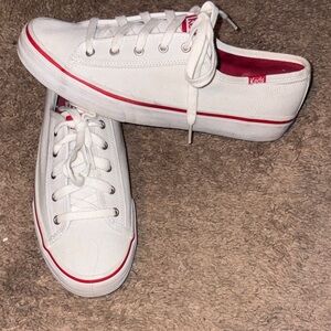 Keds Women's Low White Sneakers with Red Trim - Size 8. Very good condition.